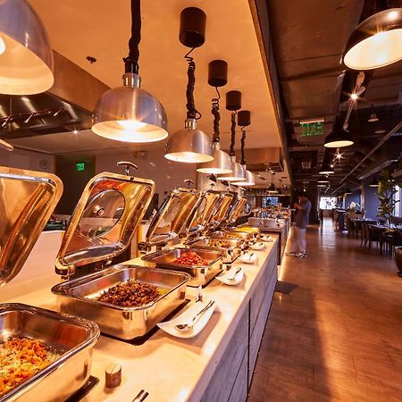 Brittany Hotel Bgc 따구익 외부 사진